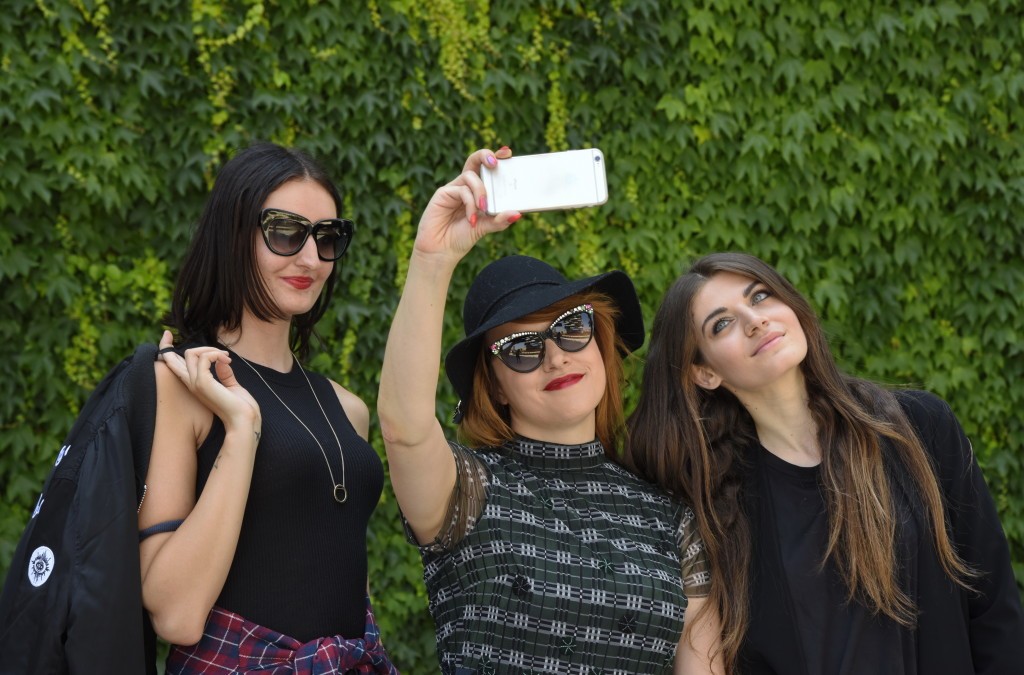 Trio_blogger_backstage_31